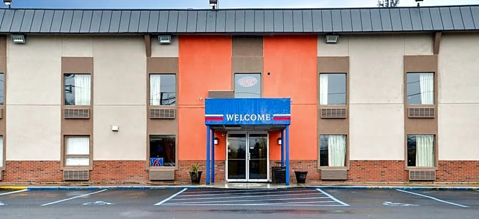 Motel 6-Toledo, OH
