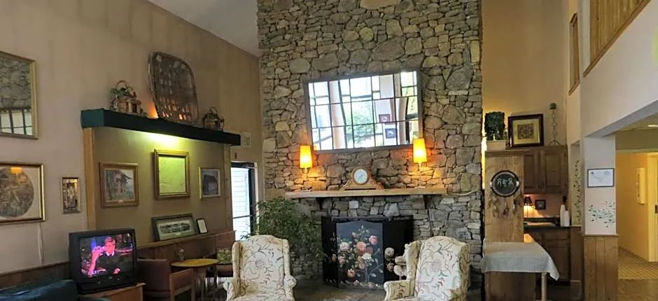 Americourt Hotel - Mountain City