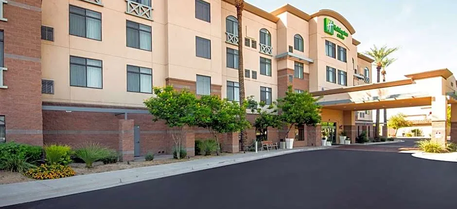 Holiday Inn & Suites Goodyear - West Phoenix Area By IHG