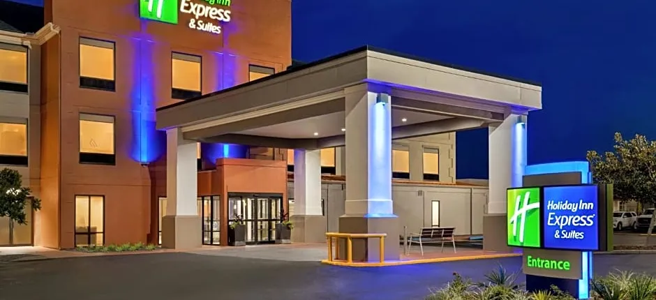 Holiday Inn Express & Suites Opelousas By IHG