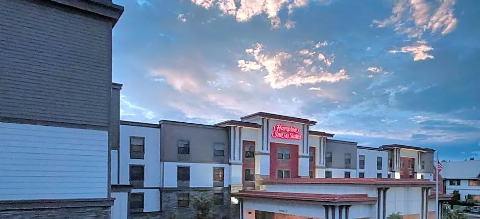 Hampton Inn By Hilton & Suites Dupont