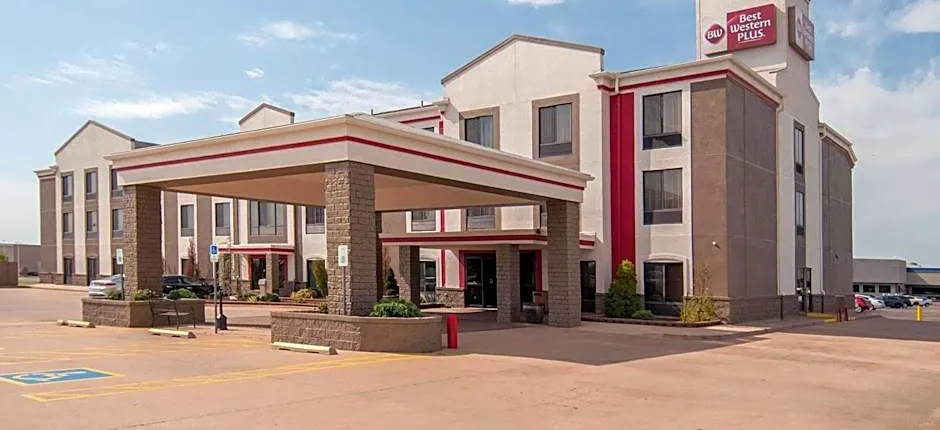 Best Western Plus Memorial Inn & Suites
