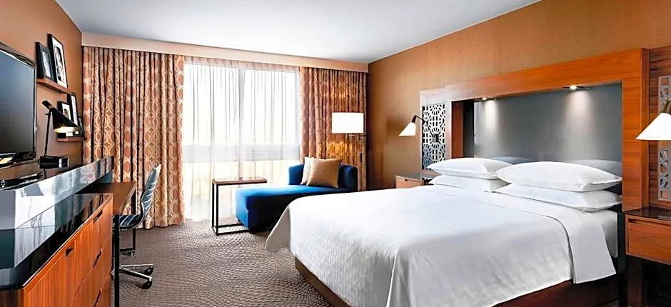 Sheraton Toronto Airport Hotel & Conference Centre