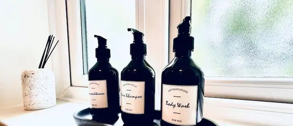 Stylish Townhouse With Free Parking in Liverpool