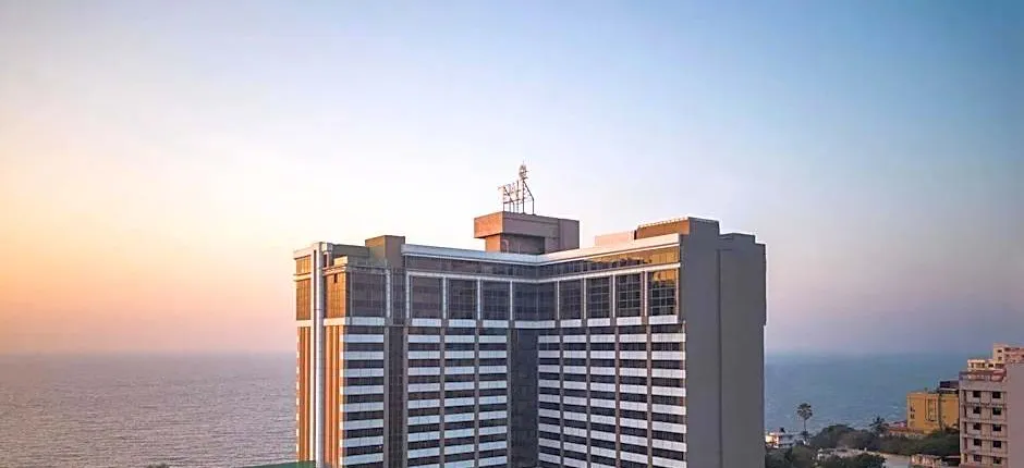 Taj Lands End