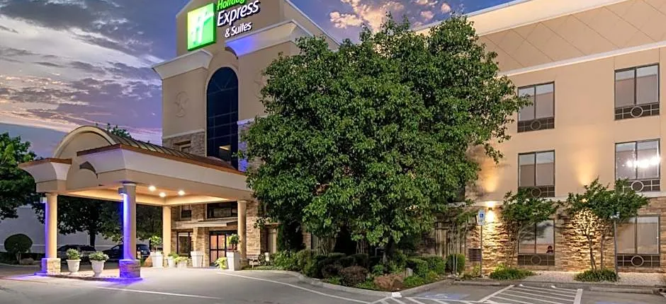 Holiday Inn Express Arlington Interstate 20 Parks Mall By IHG