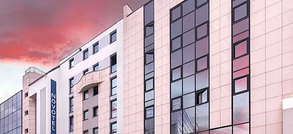 Novotel Paris Suresnes Longchamp
