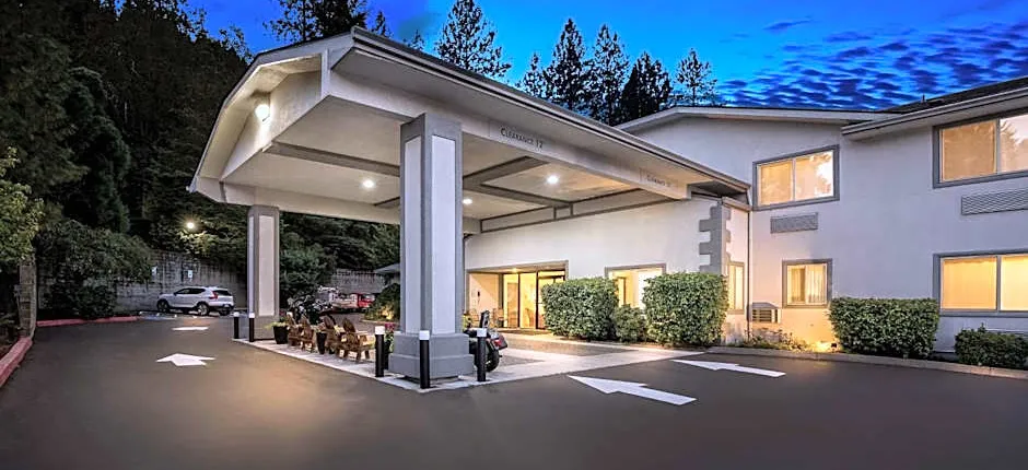 Best Western Inn At The Rogue