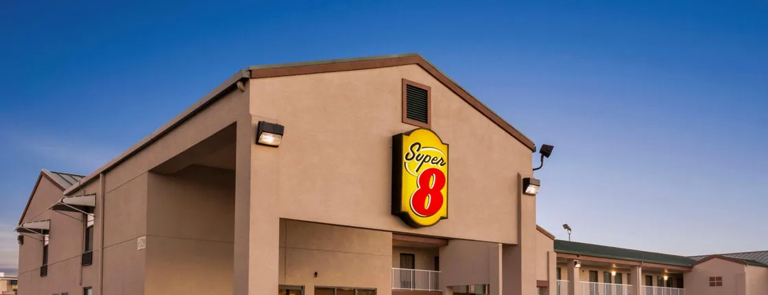 Super 8 By Wyndham Hattiesburg North