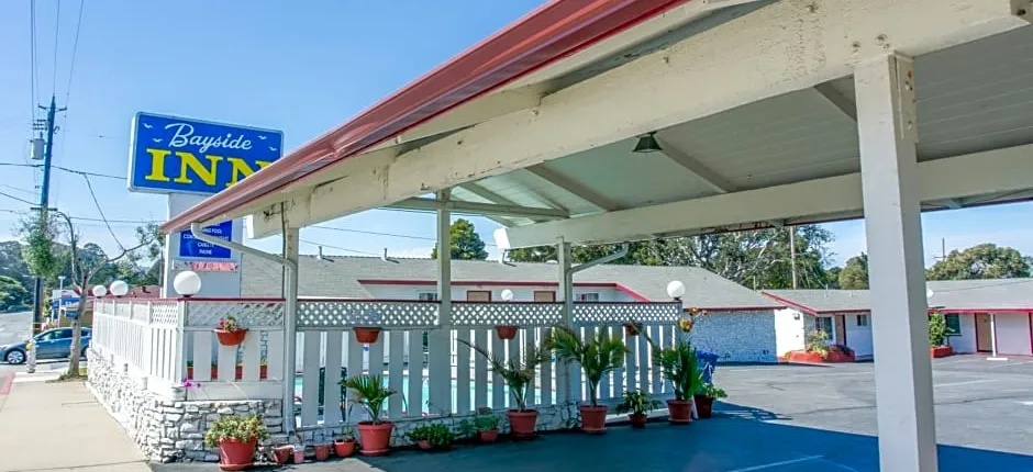 Bayside Inn