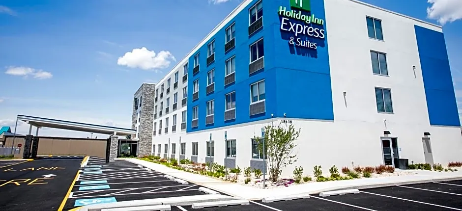 Holiday Inn Express and Suites Rehoboth Beach By IHG