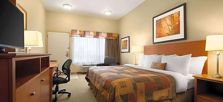 Ramada by Wyndham Drayton Valley