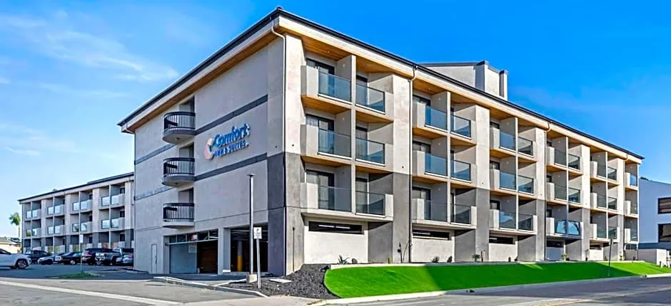 Comfort Inn & Suites Irvine Spectrum