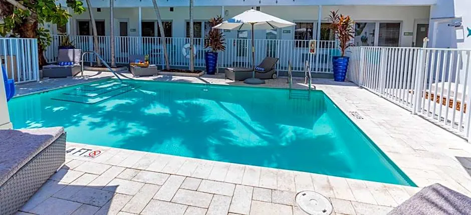 Seaside All Suites Hotel