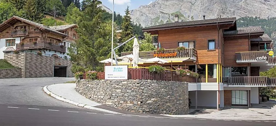 Between Boutique Hotel