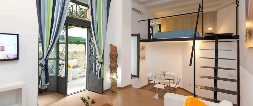 Colosseo Accomodation