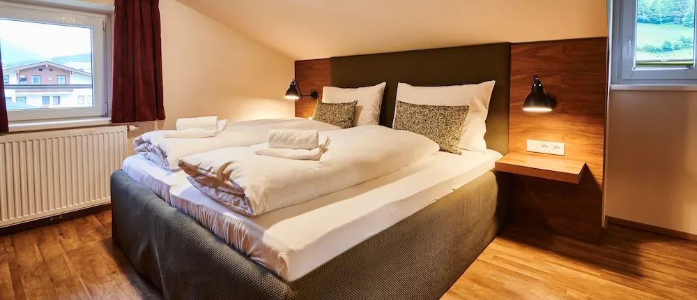EVI APARTMENTS via we rent