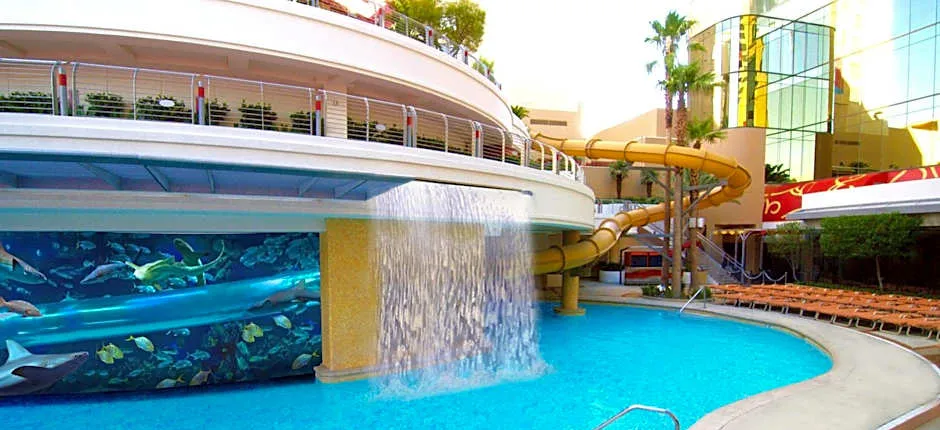 Golden Nugget Hotel & Casino Las Vegas