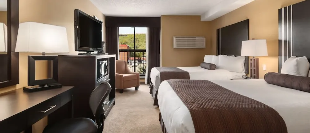 Days Inn by Wyndham Calgary Northwest