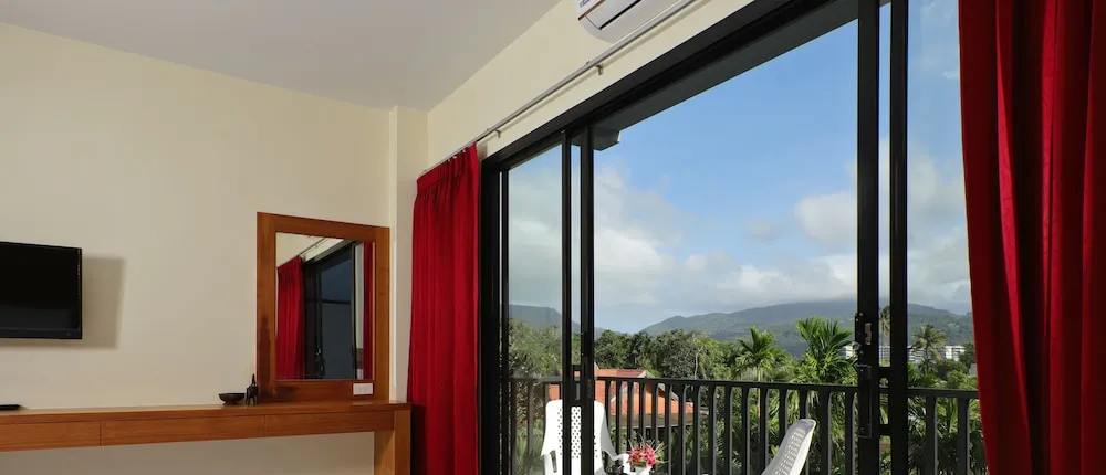 Gamers Paradise Hotel