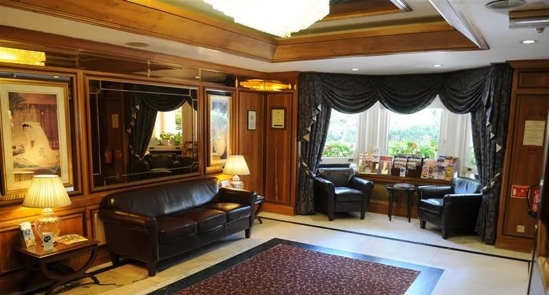 Best Western Burns Hotel