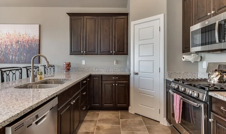 Red Cliffs 3 Bedroom Apts by Redawning