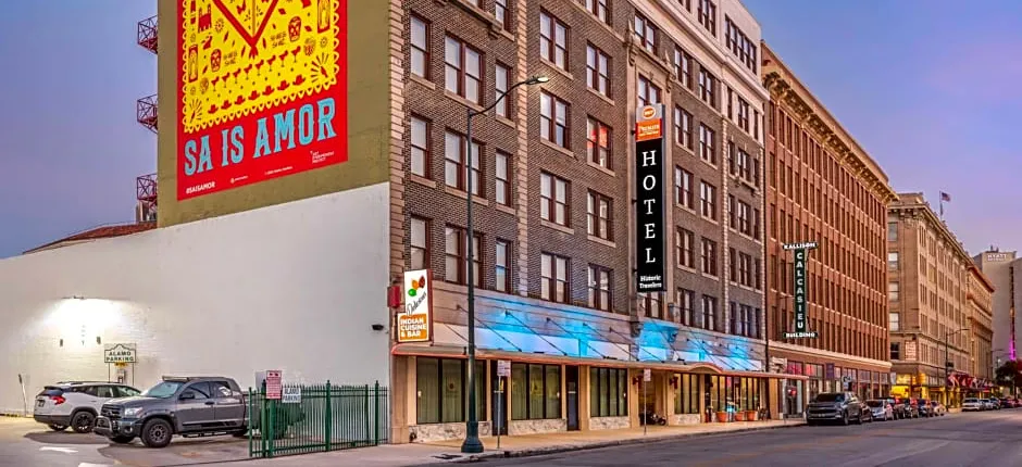 Best Western Premier Historic Travelers Hotel Alamo/Riverwalk
