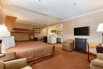 Travelodge Langley City
