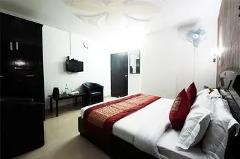 Airport Hotel Noratan Palace