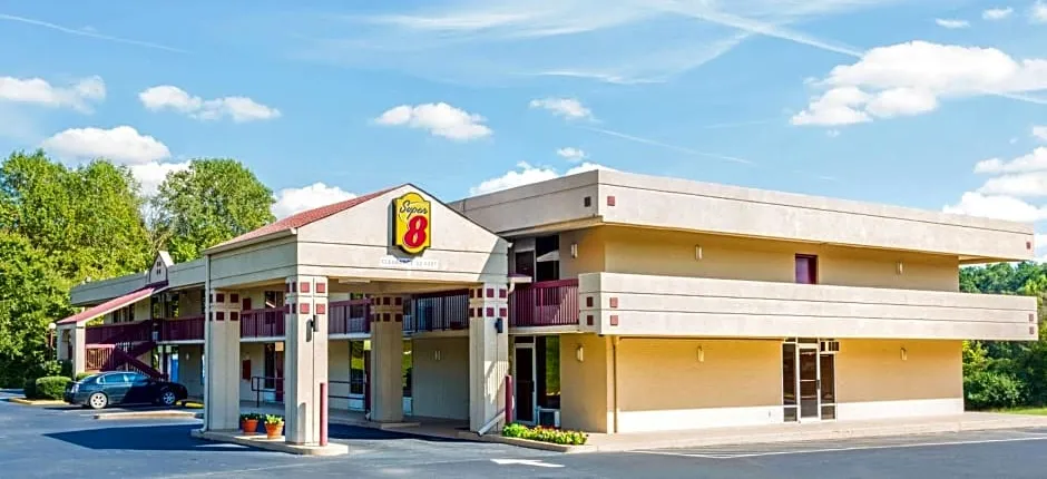 Super 8 by Wyndham Commerce