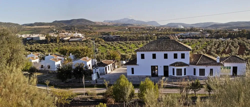 Hotel Puerta de la Sierra
