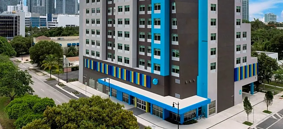 Tru by Hilton Miami West Brickell