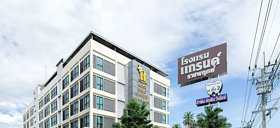 Grand Ratchapruek Hotel