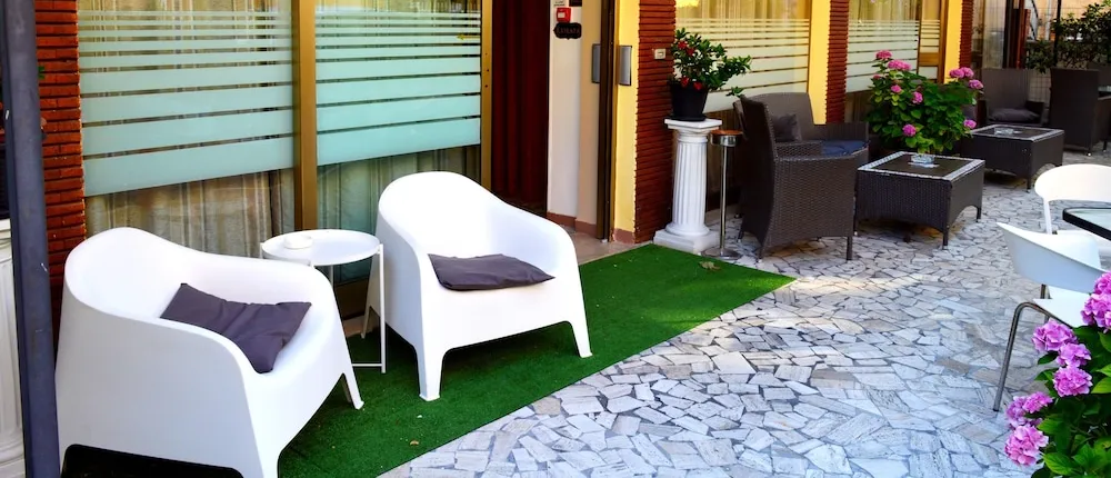 New Hotel Cirene Single Room Half Pension