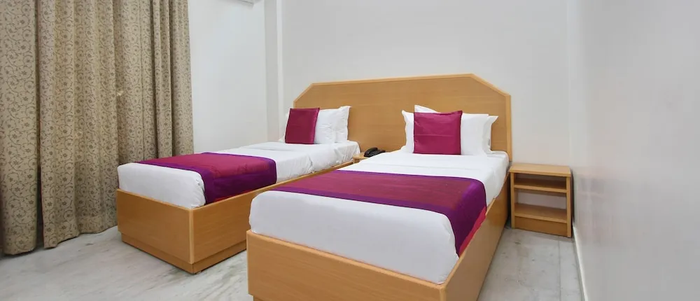 OYO 5345 Hotel Sai Rennaissance