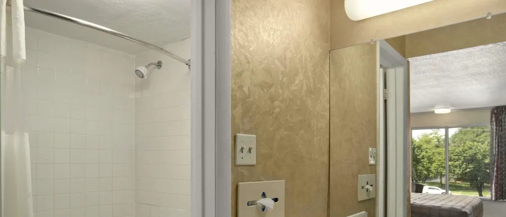 Days Inn by Wyndham Roanoke Civic Center