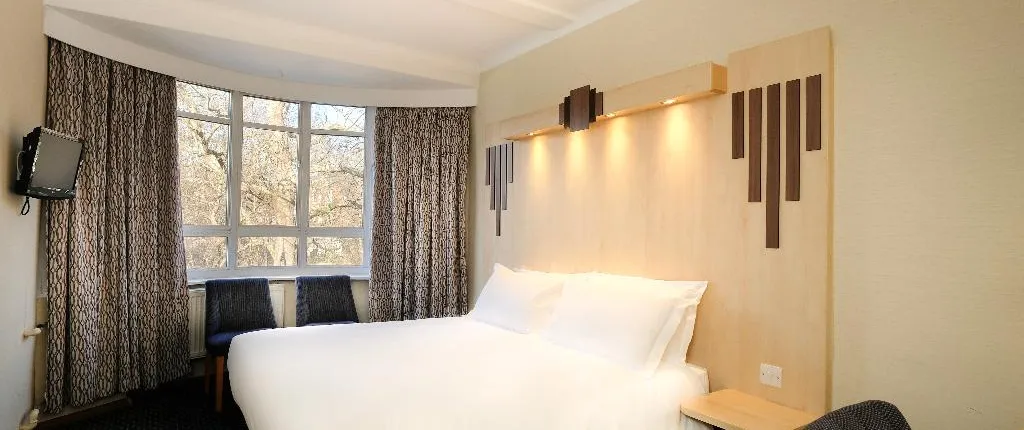 Tavistock Hotel