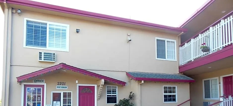 Sealamp Inn