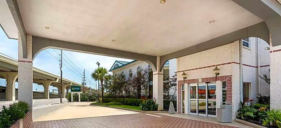 Quality Inn & Suites Houston Northwest - Cypress