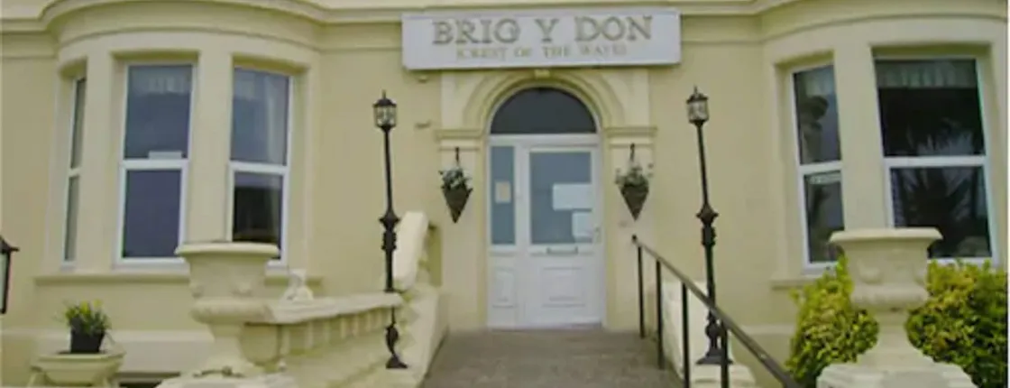 Four Saints Brig Y Don Hotel
