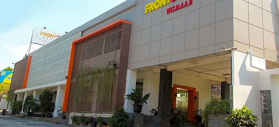 Front One Resort Yogyakarta