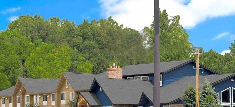 AmericInn by Wyndham Baldwin