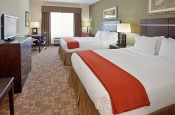 Holiday Inn Express Hotel & Suites TOPEKA NORTH
