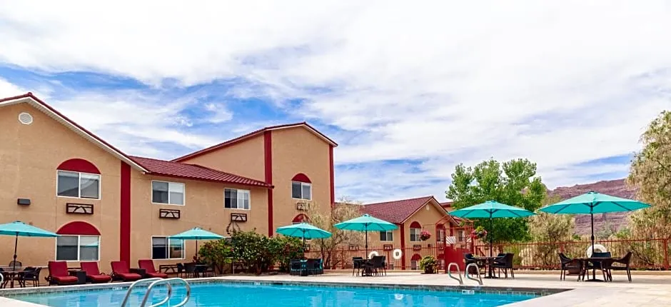 Aarchway Inn