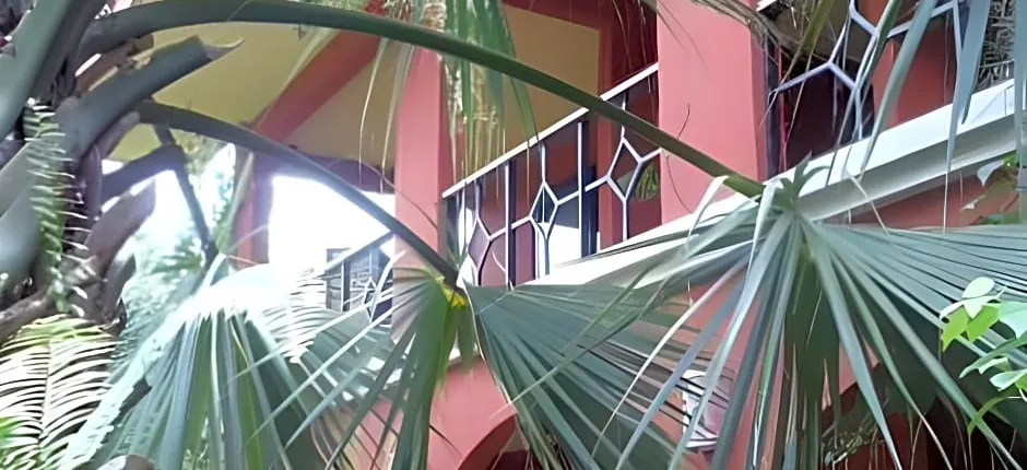 Hotel Cantarana