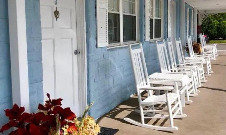 Blue Fish Inn