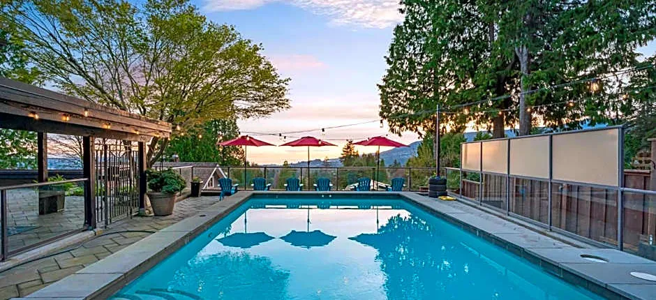Seymour Private Bedroom, Ensuite Bathroom with Shared Pool, Hot Tub with Views
