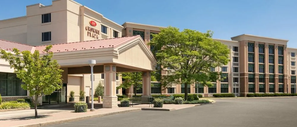 CROWNE PLAZA PHILADELPHIA - KING OF PRUSSIA