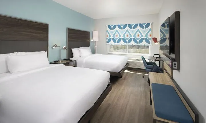 Tru by Hilton Asheville Blue Ridge Parkway