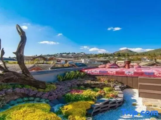 Ling He Boutique Inn